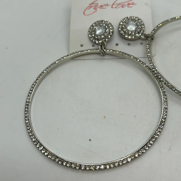 True Love OVERSIZED STONE FRONT FACING HOOP DROPS.  Rhinestone. NWT - Picture 2 of 5